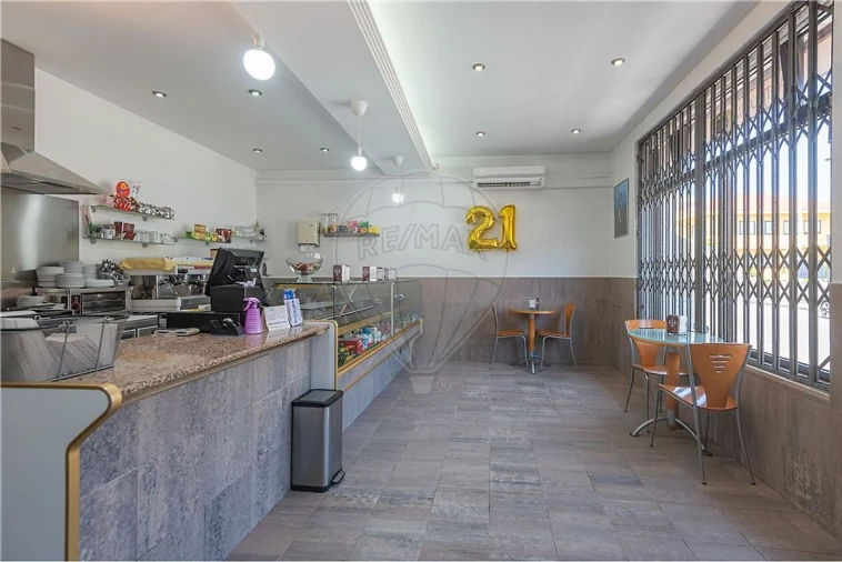 Loja para Venda em Rio Tinto Foto 1