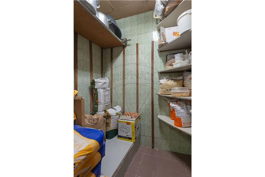 Loja para Venda em Rio Tinto Foto 11