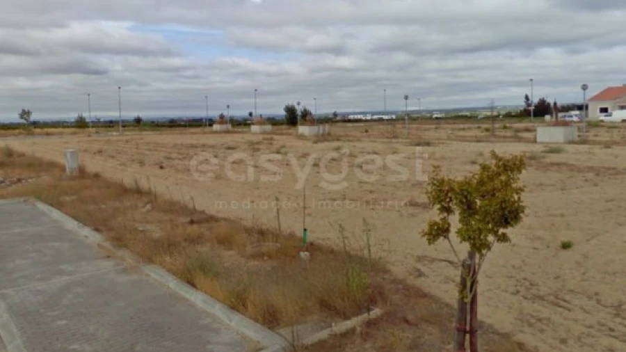 Terreno para Venda em Benfica do Ribatejo