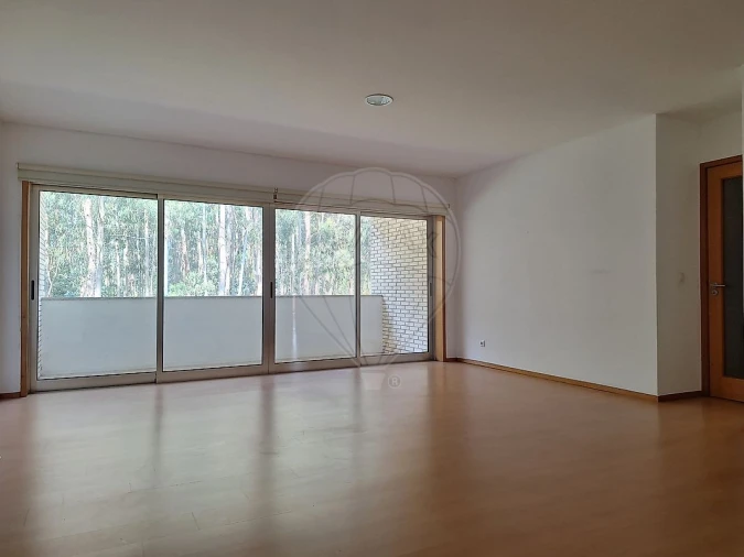 Apartamento T3 para Venda em Moreira Foto 4