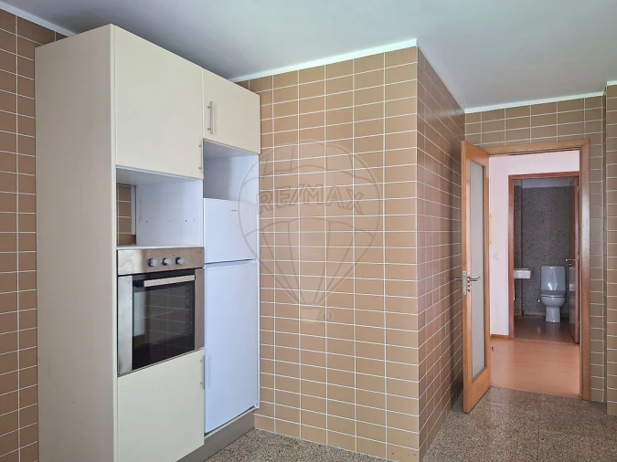 Apartamento T3 para Venda em Moreira Foto 12