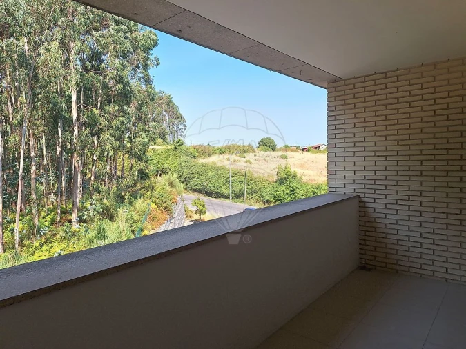Apartamento T3 para Venda em Moreira Foto 3