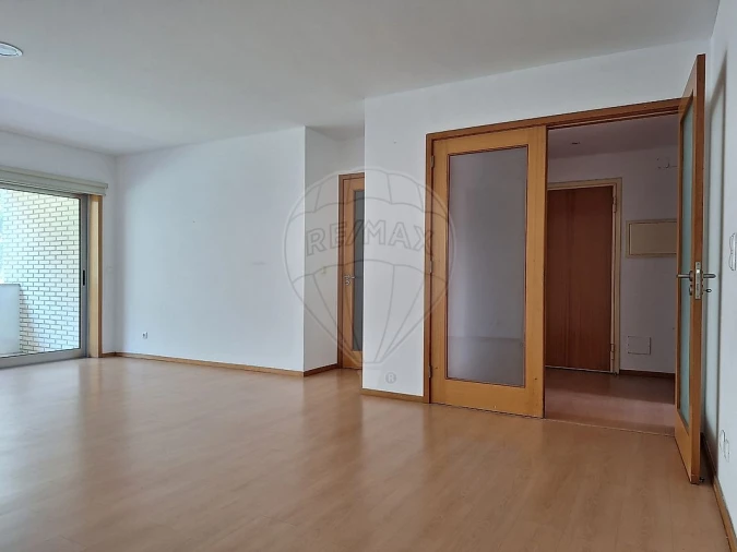 Apartamento T3 para Venda em Moreira Foto 5