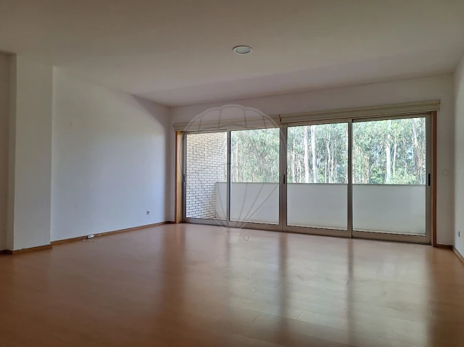 Apartamento T3 para Venda em Moreira Foto 2