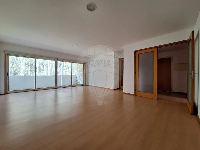 Apartamento T3 para Venda em Moreira Foto 1