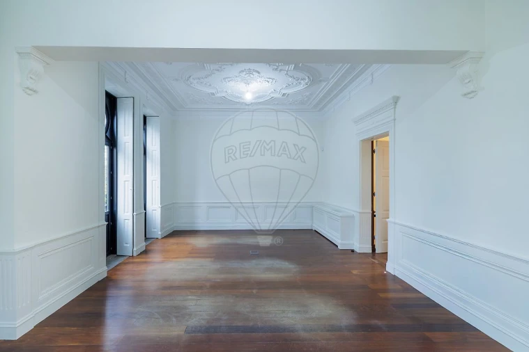 Prédio para Venda em Cedofeita, Santo Ildefonso, Sé, Miragaia, São Nicolau e Vitória Foto 23