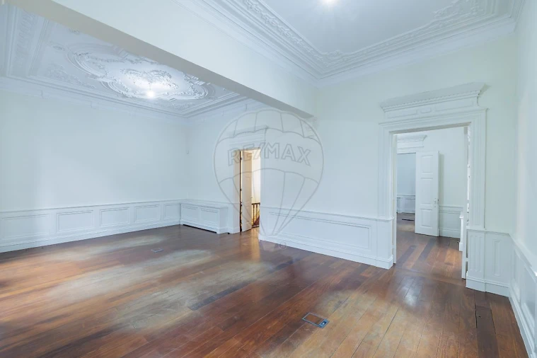 Prédio para Venda em Cedofeita, Santo Ildefonso, Sé, Miragaia, São Nicolau e Vitória Foto 24