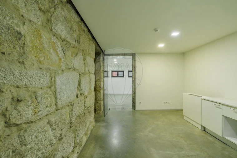 Prédio para Venda em Cedofeita, Santo Ildefonso, Sé, Miragaia, São Nicolau e Vitória Foto 42