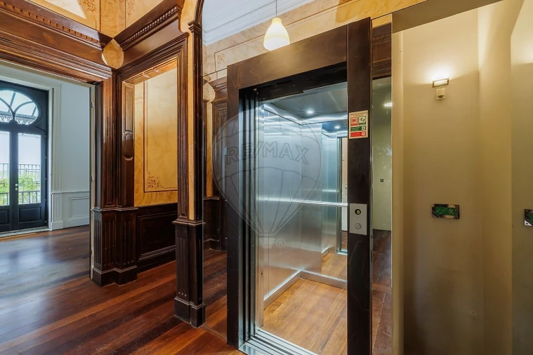 Prédio para Venda em Cedofeita, Santo Ildefonso, Sé, Miragaia, São Nicolau e Vitória Foto 13