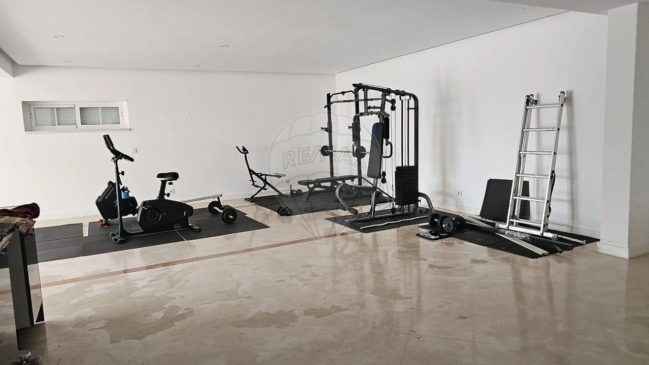 Moradia T9 para Venda em Alhandra, São João dos Montes e Calhandriz Foto 20