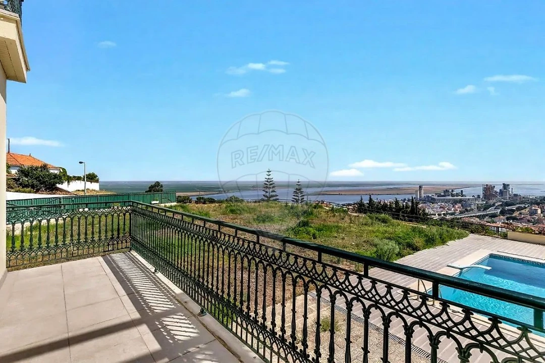 Moradia T9 para Venda em Alhandra, São João dos Montes e Calhandriz Foto 26