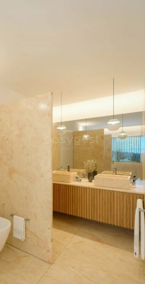 Apartamento T4 para Venda em Alcantara