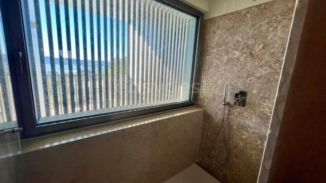 Moradia T4 para Venda em Alcantara Foto 25