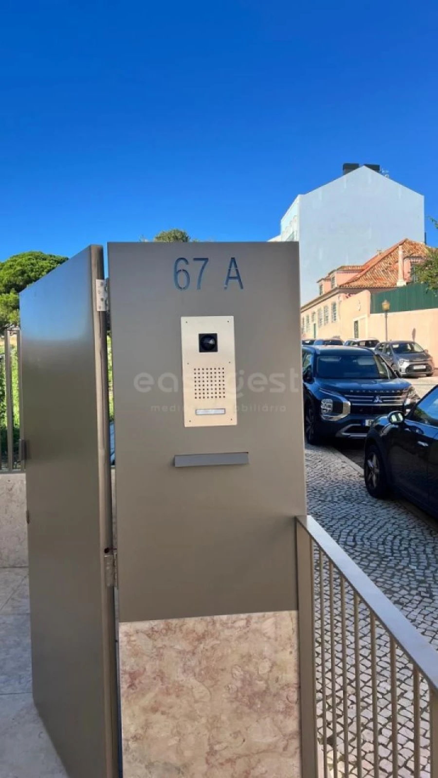 Moradia T4 para Venda em Alcantara Foto 4