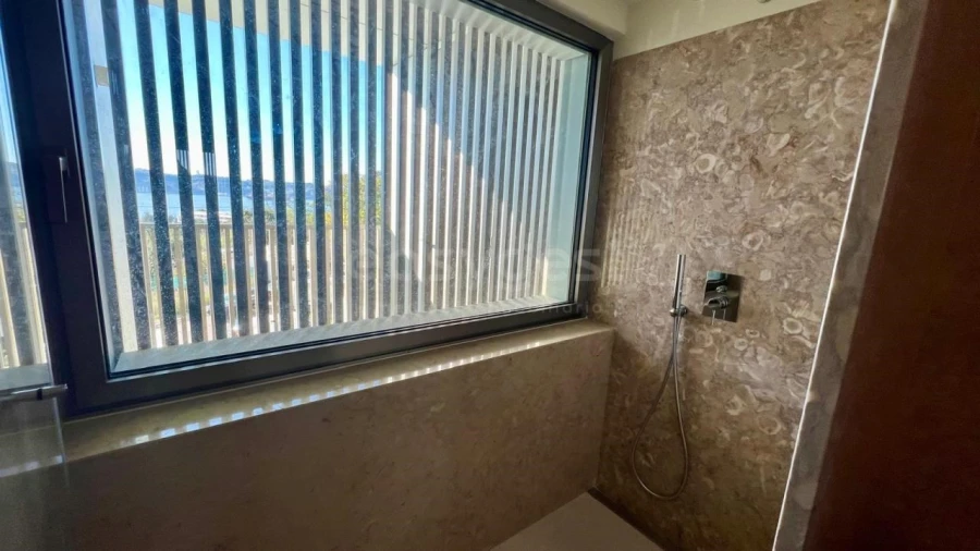 Moradia T4 para Venda em Alcantara Foto 25