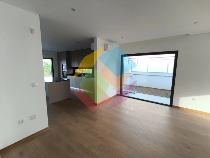 Moradia T4 para Venda em Santa Maria da Feira, Travanca, Sanfins e Espargo Foto 23