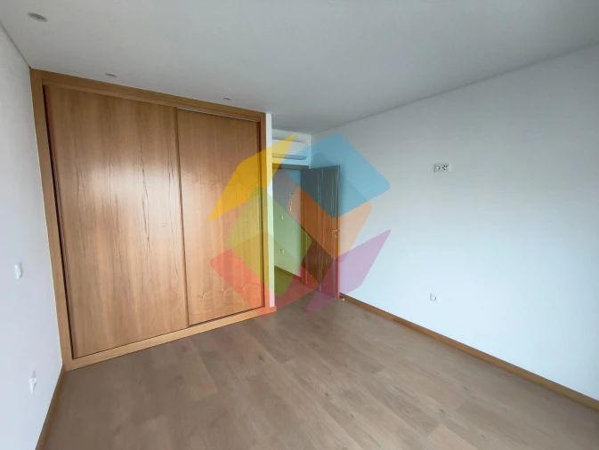 Moradia T4 para Venda em Santa Maria da Feira, Travanca, Sanfins e Espargo Foto 37