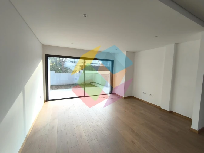 Moradia T4 para Venda em Santa Maria da Feira, Travanca, Sanfins e Espargo Foto 24