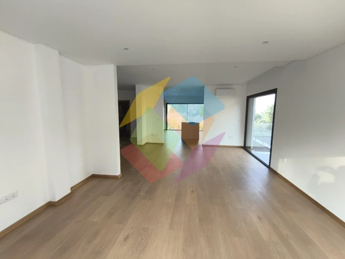 Moradia T4 para Venda em Santa Maria da Feira, Travanca, Sanfins e Espargo Foto 27