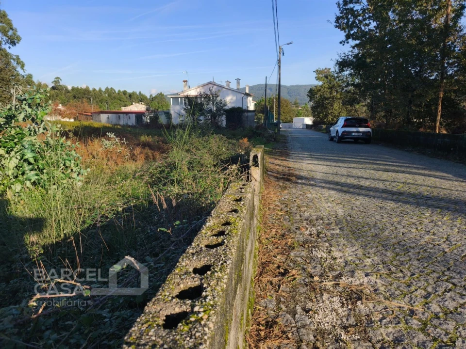 Terreno para Venda em Forjães Foto 8