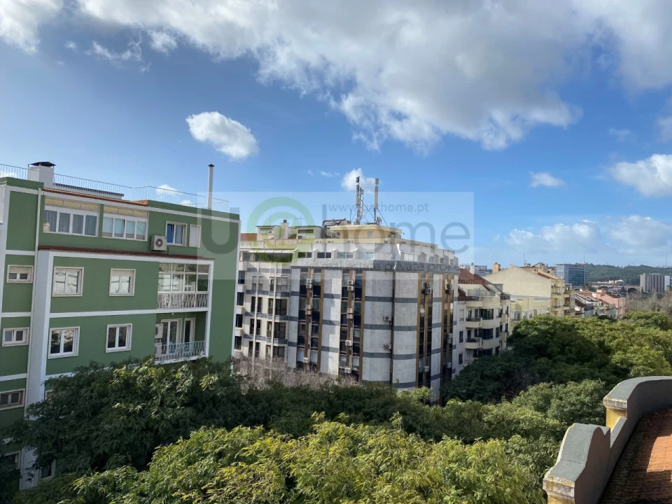 Apartamento T2 para Venda em Avenidas Novas Foto 28