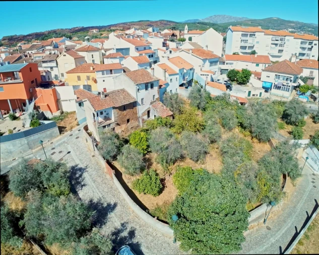 Moradia T5 para Venda em Dominguizo Foto 7