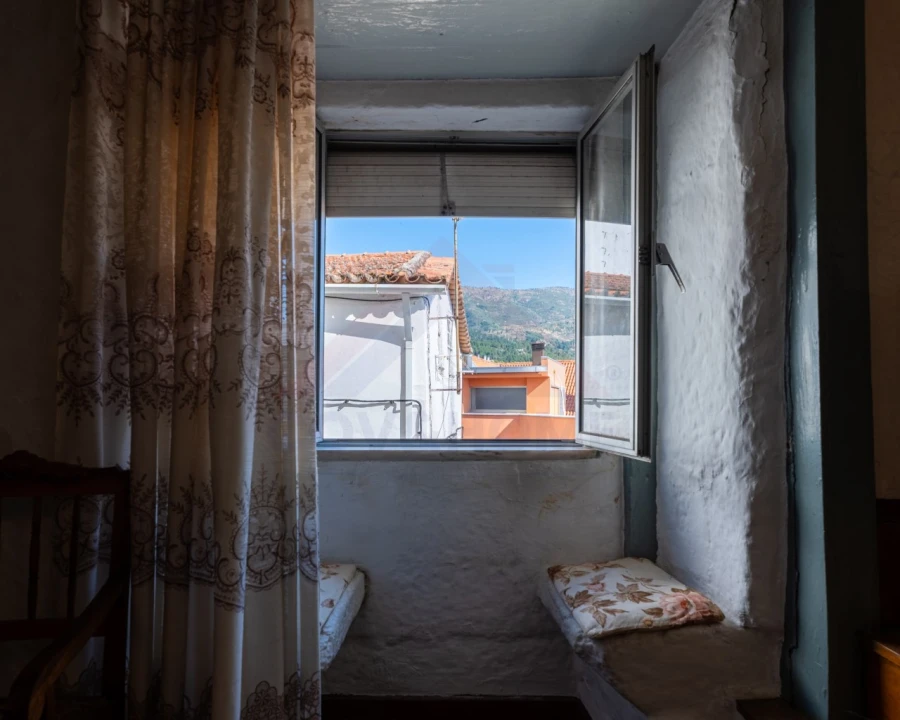 Moradia T4 para Venda em Covilhã e Canhoso Foto 9