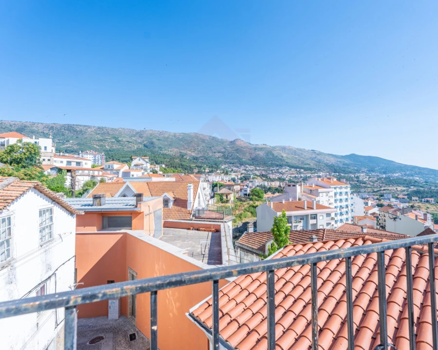 Moradia T4 para Venda em Covilhã e Canhoso Foto 10