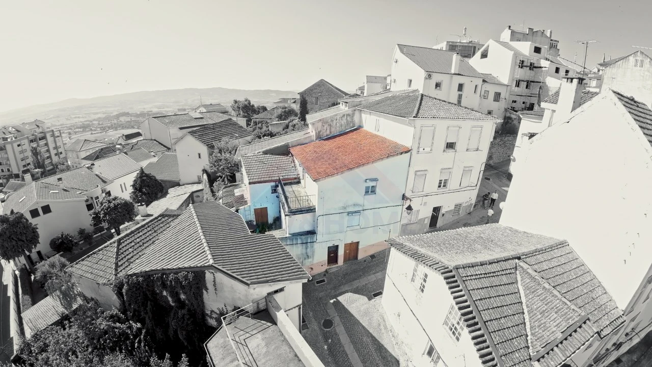 Moradia T4 para Venda em Covilhã e Canhoso Foto 17