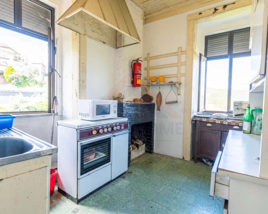 Moradia T7 para Venda em Aldeia de São Francisco de Assis Foto 7