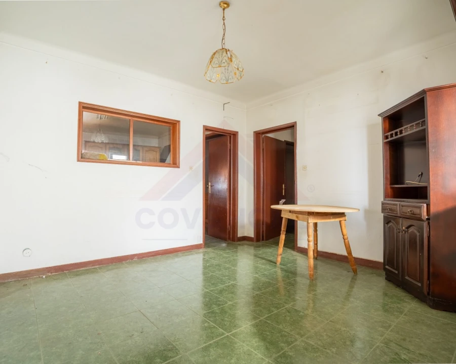 Moradia T3 para Venda em Souto da Casa Foto 3