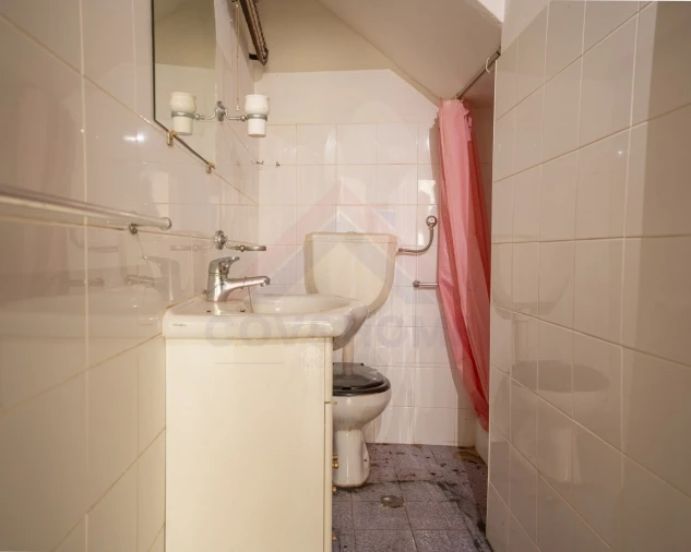 Moradia T3 para Venda em Souto da Casa Foto 8