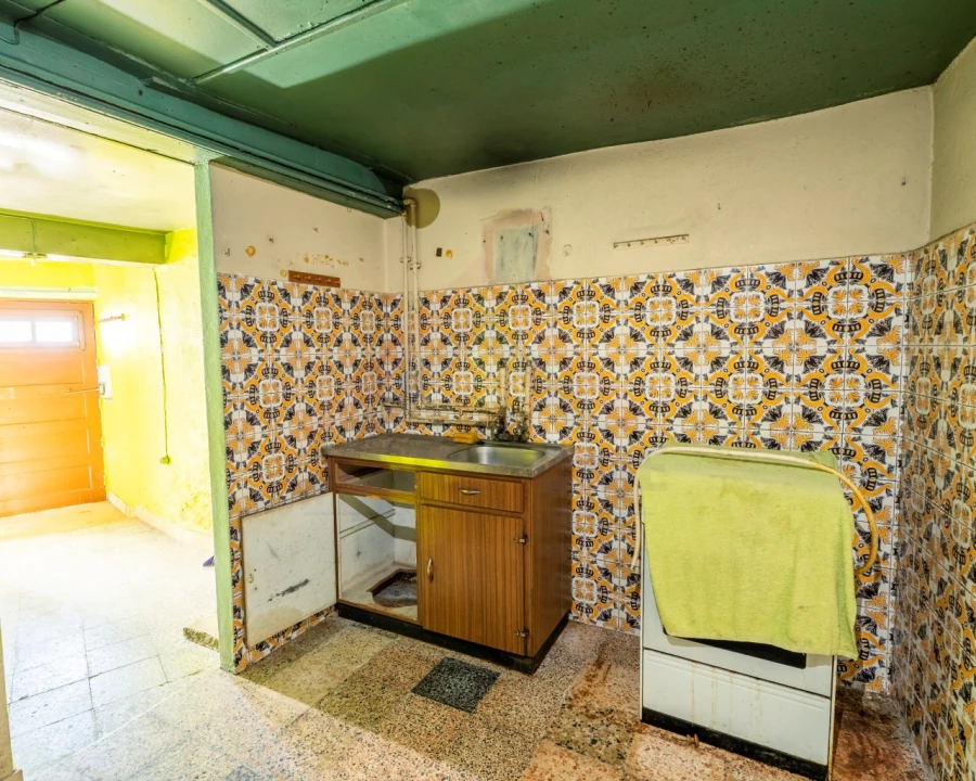 Moradia T2 para Venda em Tortosendo Foto 3