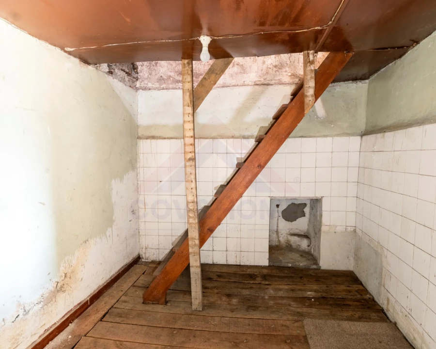 Moradia T2 para Venda em Tortosendo Foto 13