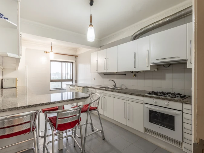 Apartamento T2 para Venda em Tavarede Foto 14