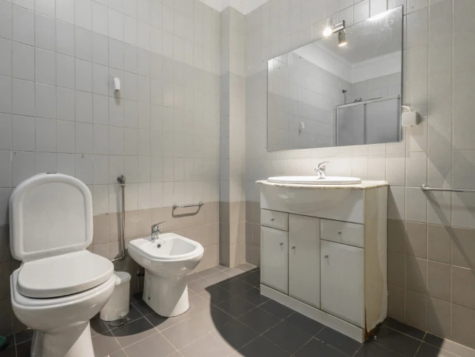 Apartamento T2 para Venda em Tavarede Foto 21