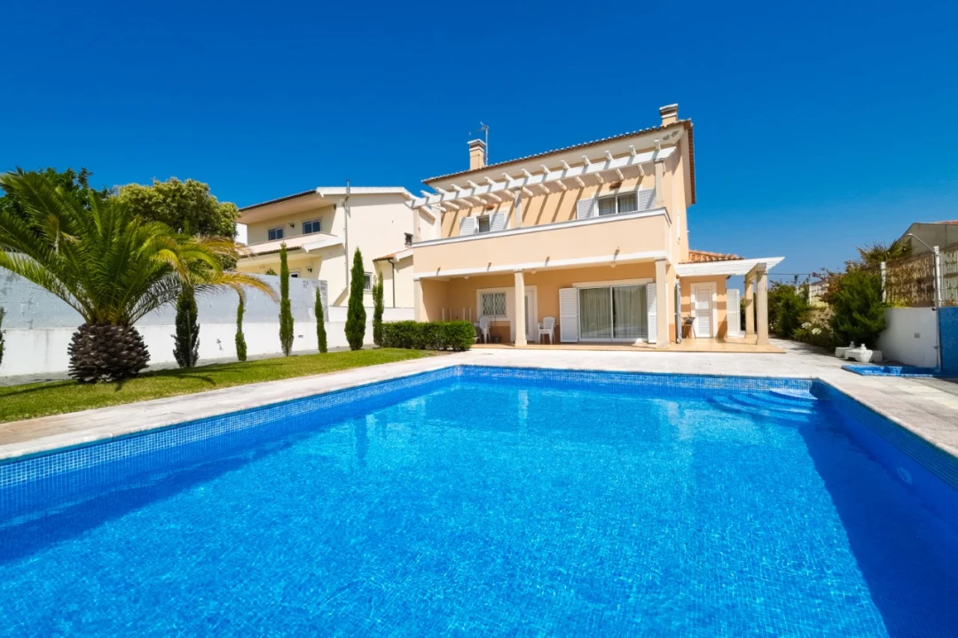 Moradia T5 para Venda em Buarcos Foto 1