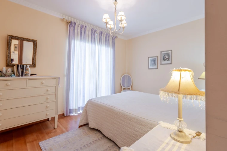 Moradia T5 para Venda em Buarcos Foto 4