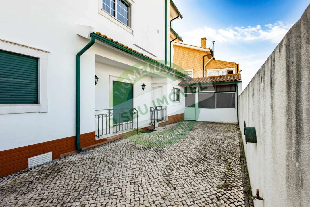 Moradia T4 para Venda em São Martinho do Bispo e Ribeira de Frades Foto 5