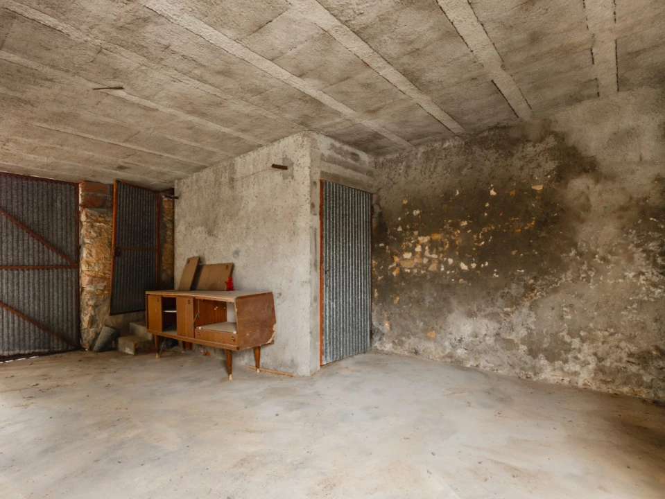 Moradia T2 para Venda em Alqueidão Foto 10