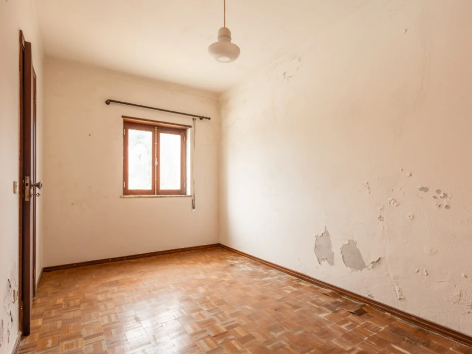 Moradia T2 para Venda em Alqueidão Foto 6