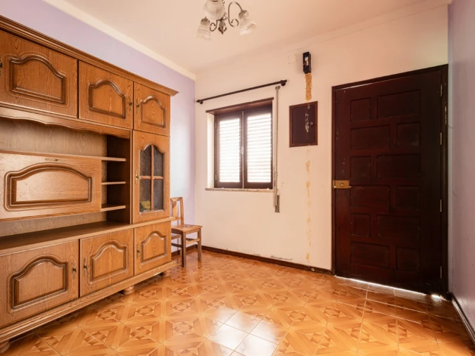 Moradia T2 para Venda em Alqueidão Foto 2