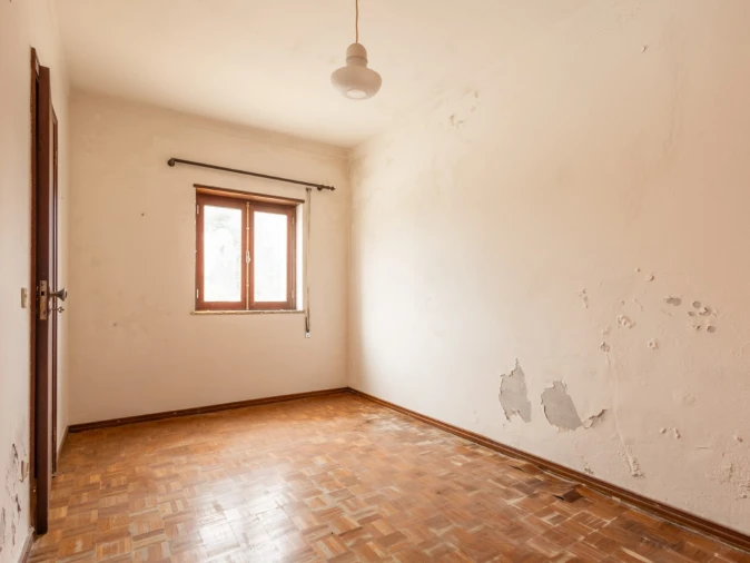 Moradia T2 para Venda em Alqueidão Foto 6