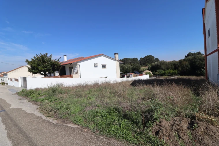 Terreno para Venda em Lavos Foto 2