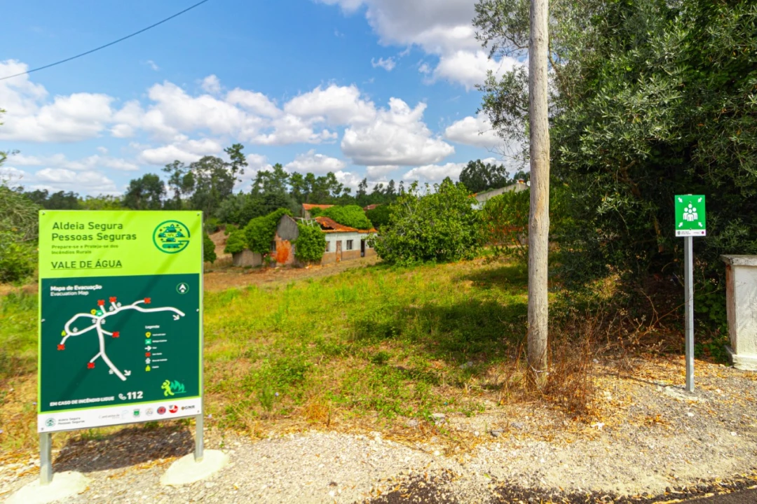 Terreno para Venda em Portunhos e Outil Foto 6