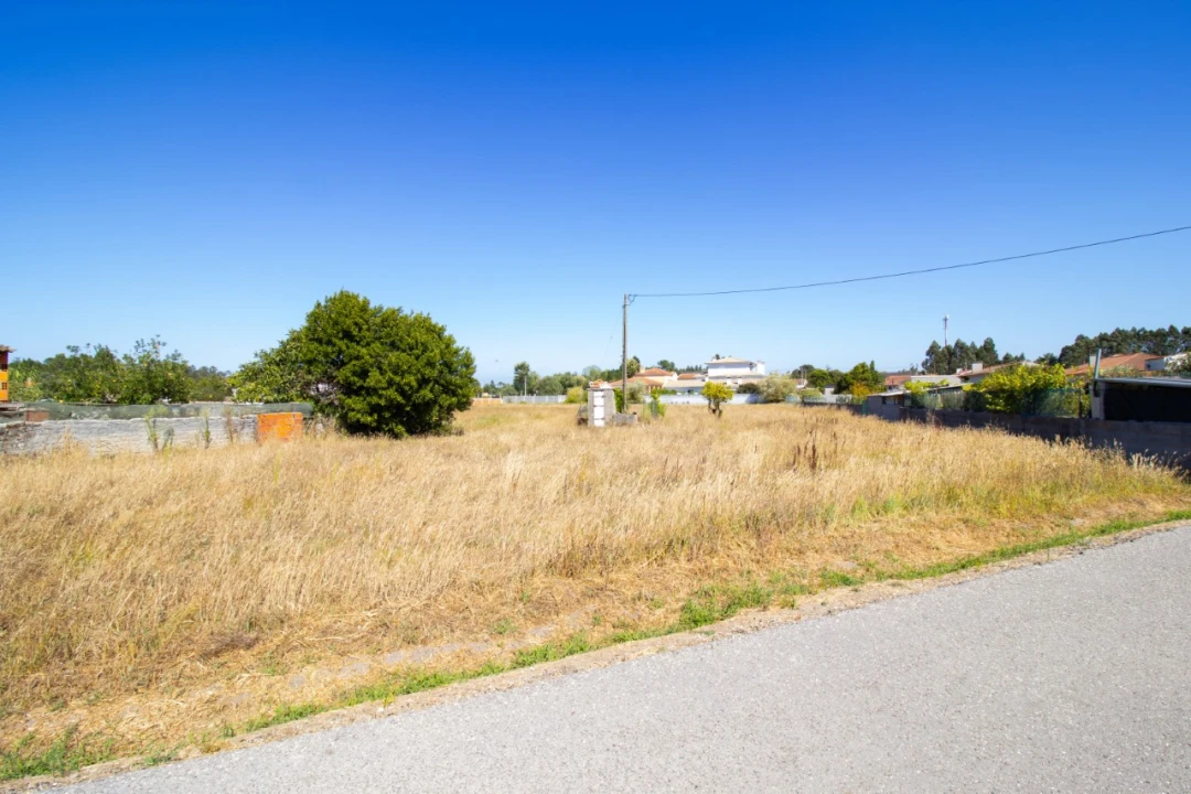 Terreno para Venda em Vilamar e Corticeiro de Cima Foto 1