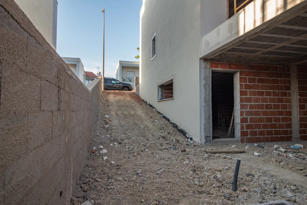 Moradia T4 para Venda em Santa Clara e Castelo Viegas Foto 19