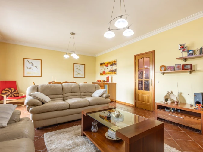 Moradia T3 para Venda em Maiorca Foto 12