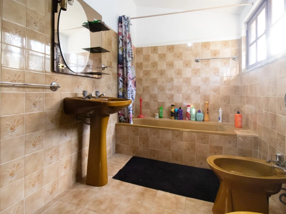 Moradia T4 para Venda em Arazede Foto 12