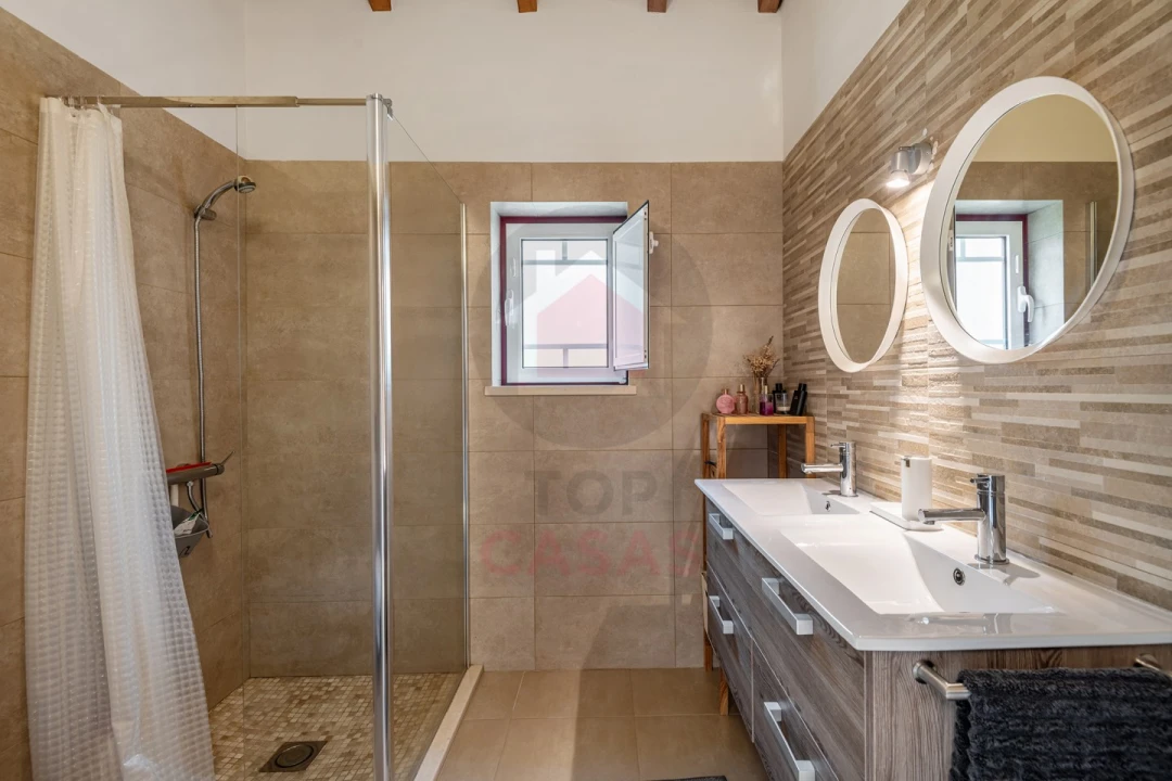 Moradia T3 para Venda em Nadadouro Foto 35